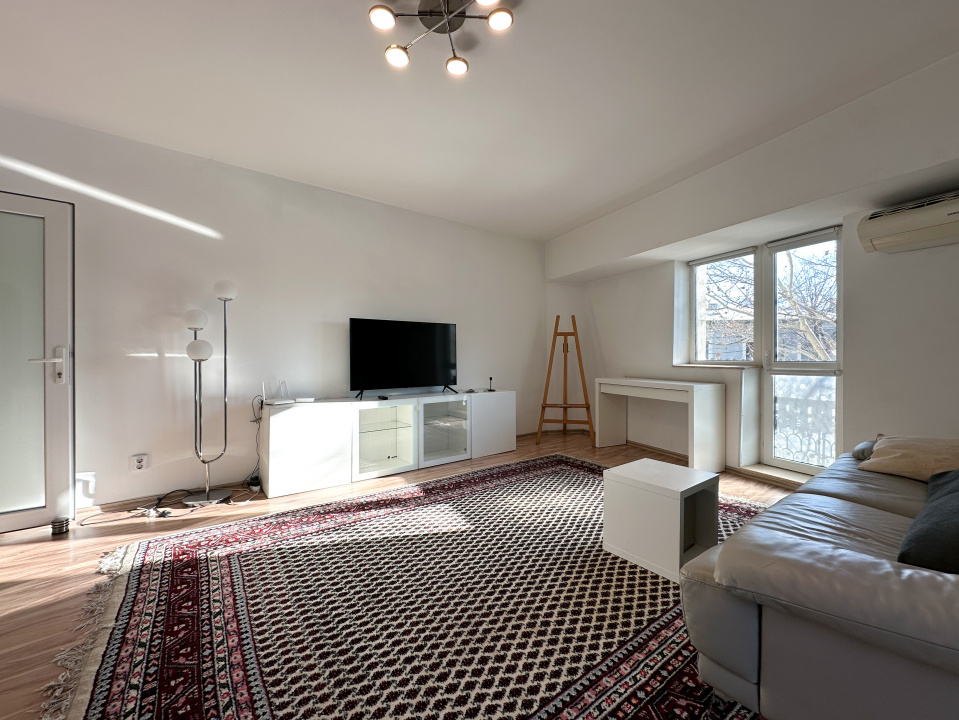 Acasă cu vedere la istorie - Panoramă spre sufletul Bucureștiului