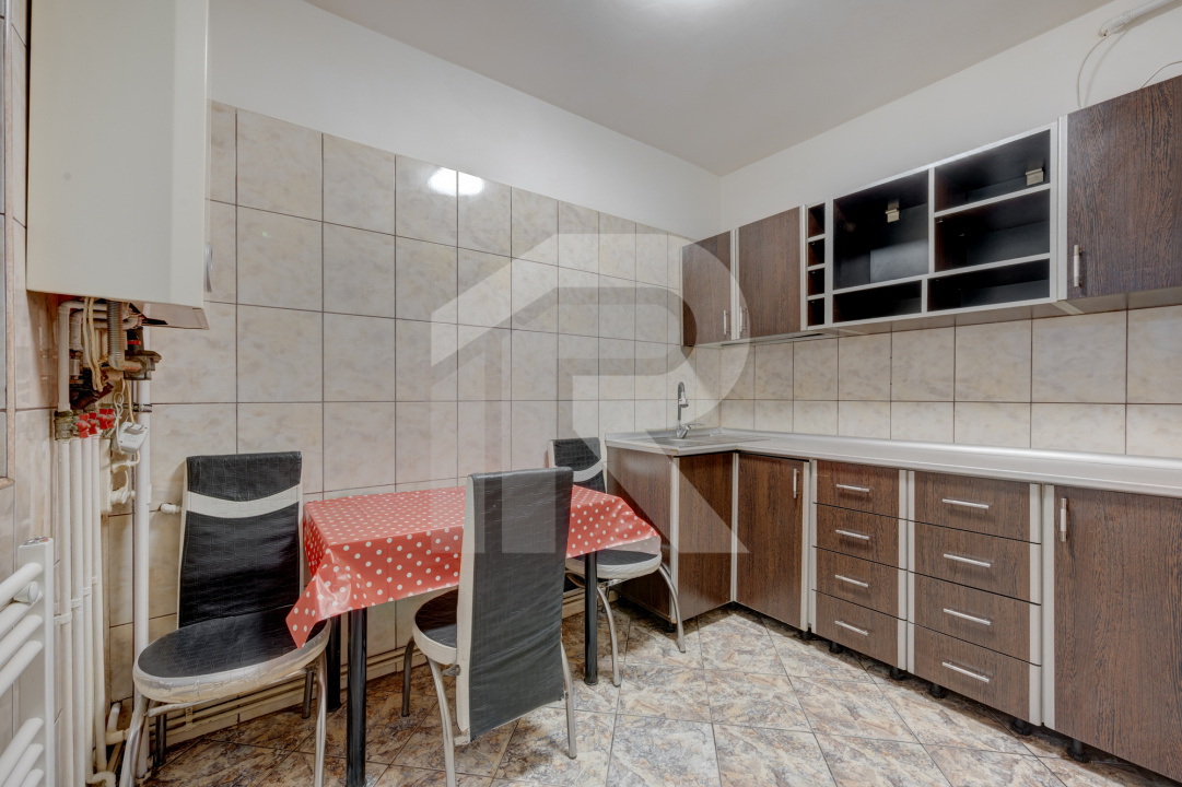 BERCENI – PIAȚA REȘIȚA, 3 CAMERE, 73 MP TOTAL, CENTRALA PROPRIE, LOC PARCARE!