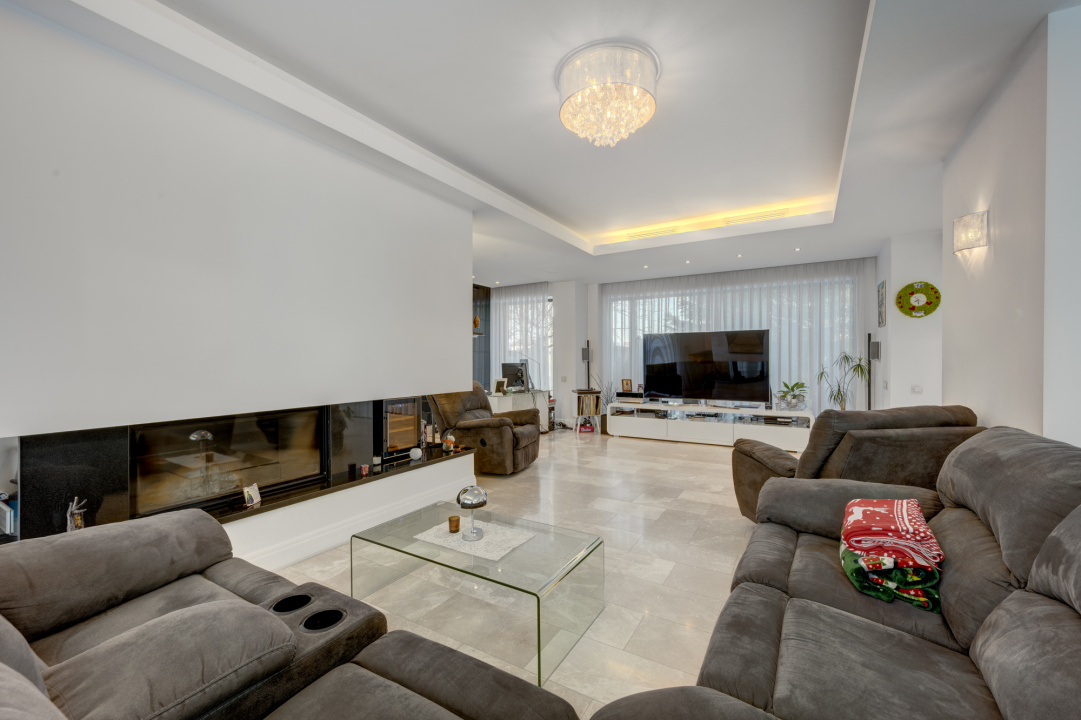 CORBEANCA - ROSE GARDEN, VILA 500 MP, LOT 1200 MP, LA CHEIE!