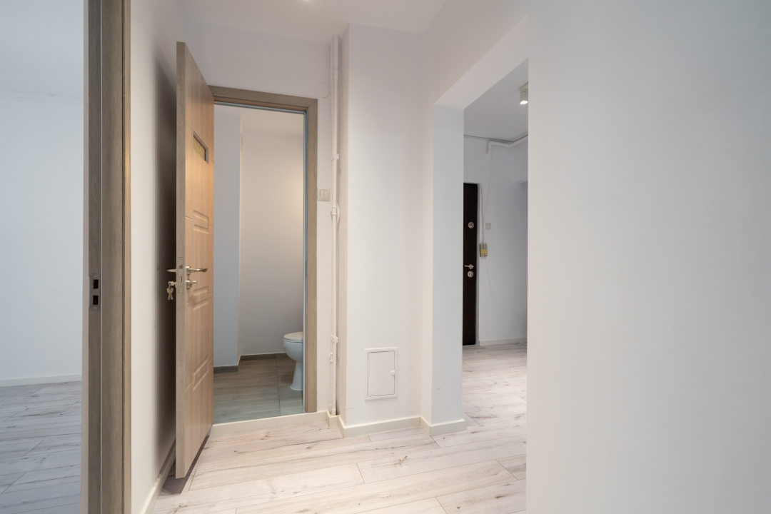 Apartament 3 camere, Nerva Traian, plan secund