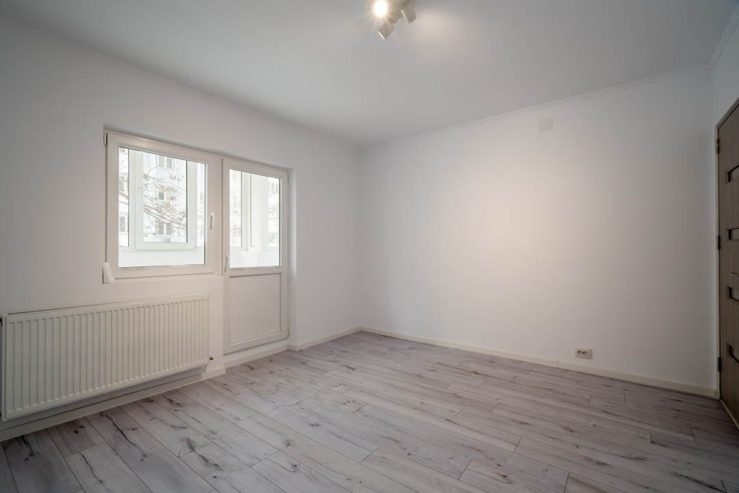 Apartament 3 camere, Nerva Traian, plan secund