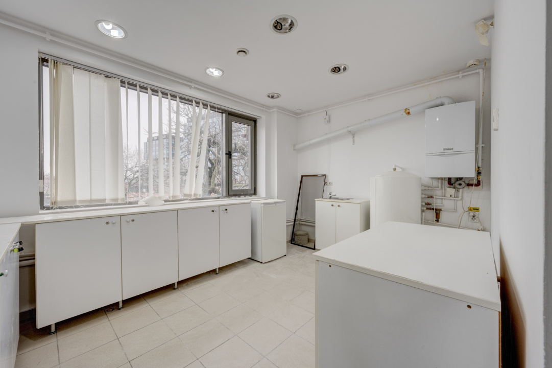 Drumul Sarii, Razoare, Academie, Cladire P+2, S=120mp, Comision 0 %