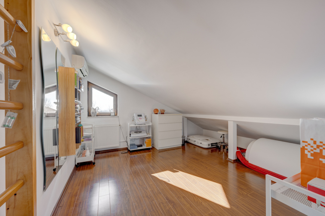 VILA DE INCHIRIAT- Prelungirea Ghencea - Str. Funigeilor -COMISION 0 %