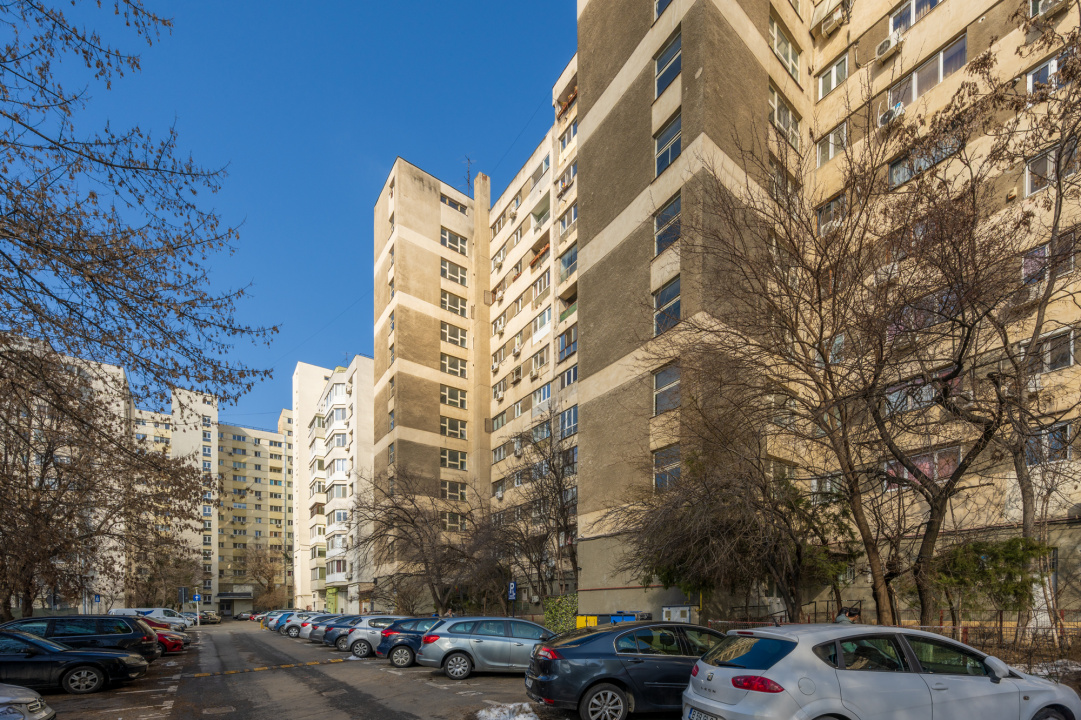 IANCULUI, MEGA MALL, GARSONIERA MOBILATA SI UTILATA, COMISION 0 %