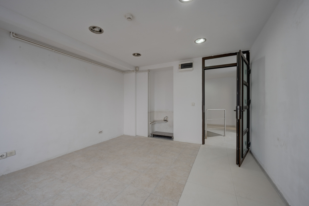 Drumul Sarii, Razoare, Academie, Imobil P+2E, Comision 0 %