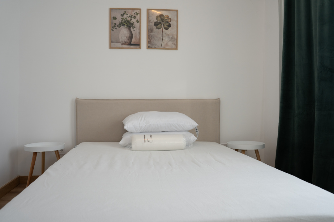 Cel mai scump dar si cel mai frumos 4 camere din Aparatorii Patriei