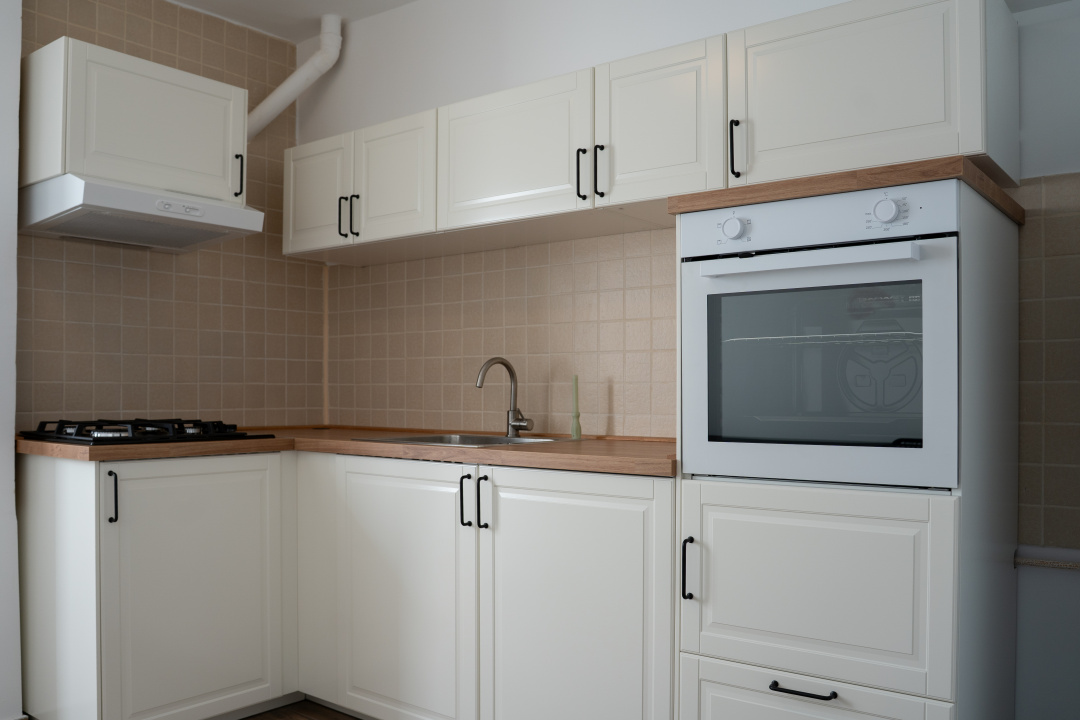 Cel mai scump dar si cel mai frumos 4 camere din Aparatorii Patriei