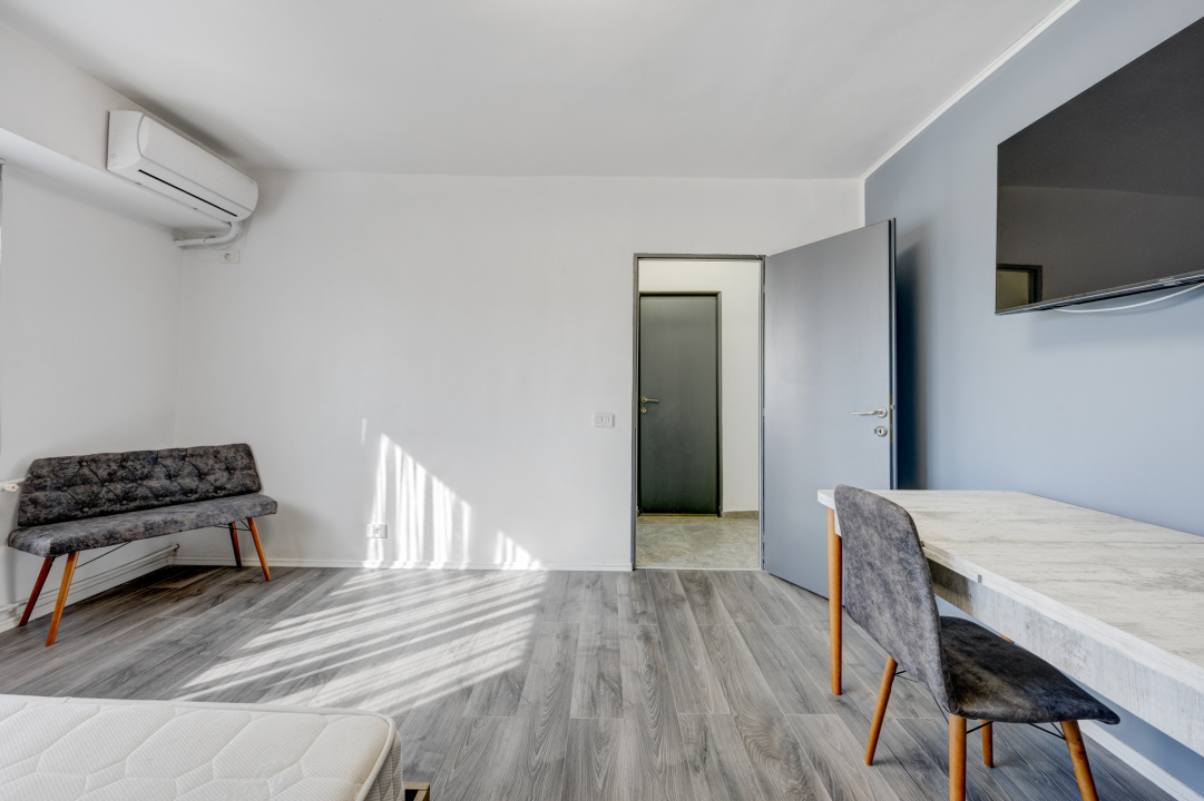 IANCULUI, MEGA MALL, GARSONIERA MOBILATA SI UTILATA, COMISION 0 %