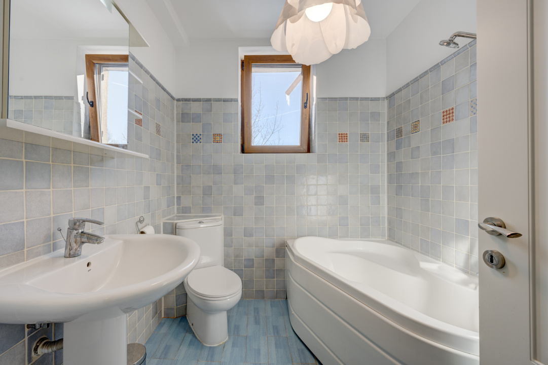 VILA DE INCHIRIAT, Prelungirea Ghencea, Str. Funigeilor, COMISION 0 %