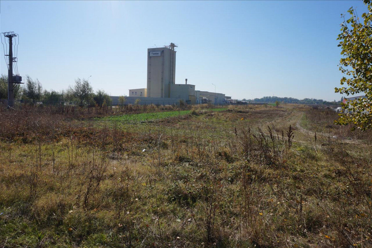 Teren intravilan 15500mp in Branesti, zona agricola-industriala! 