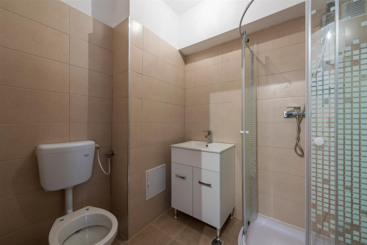 Mosilor-Carol 4 camere renovat complet , Comision 0 %