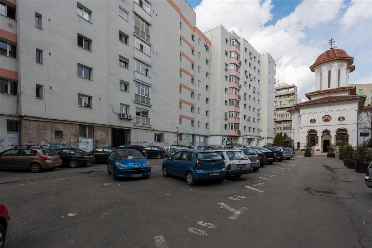 Mosilor-Carol 4 camere renovat complet , Comision 0 %