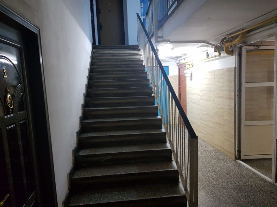 2 camere metrou Raul Doamnei - RATB Ghidigeni, 8 min Parc Moghioros