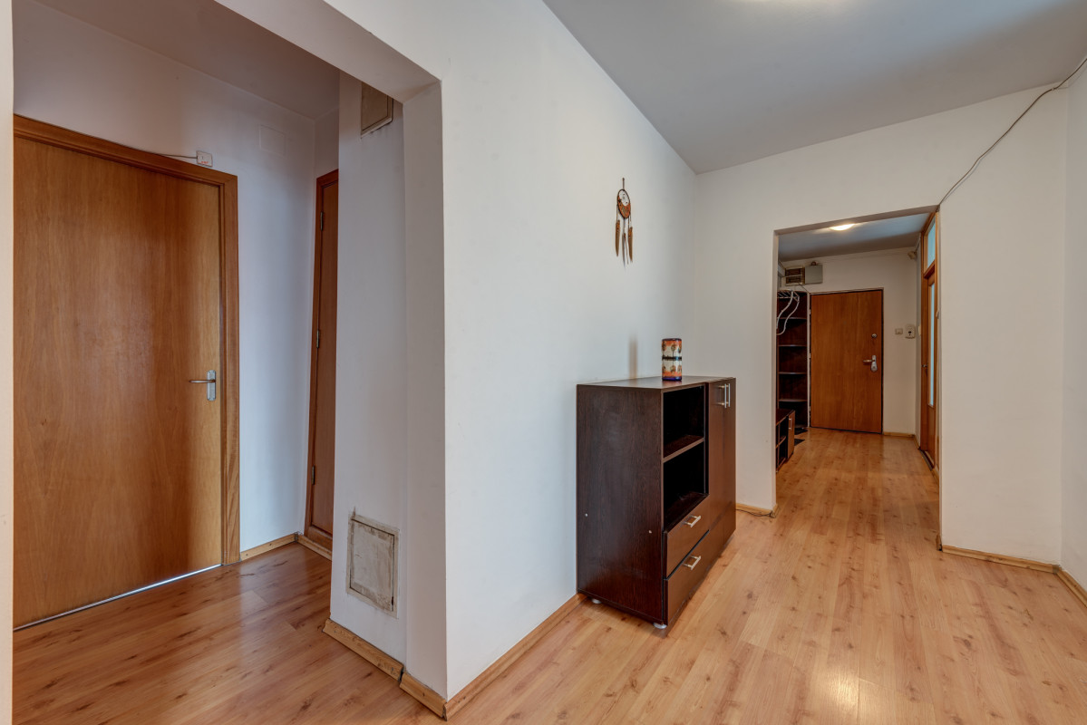 Apartament 4 camere, Nerva Traian- Moruzzi , Comision 0 %
