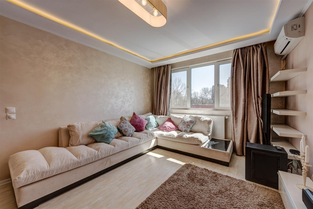 Apartament 4 camere complet mobilat si utilat Drumul Taberei, etaj 2/4