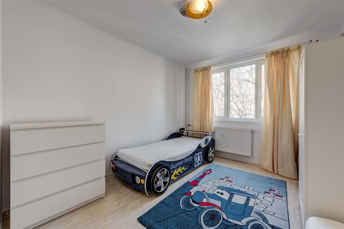 Apartament 4 camere complet mobilat si utilat Drumul Taberei, etaj 2/4