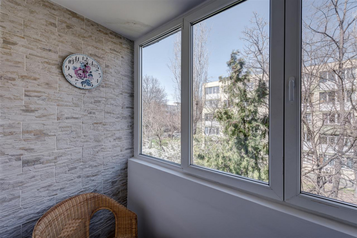 Apartament 4 camere complet mobilat si utilat Drumul Taberei, etaj 2/4