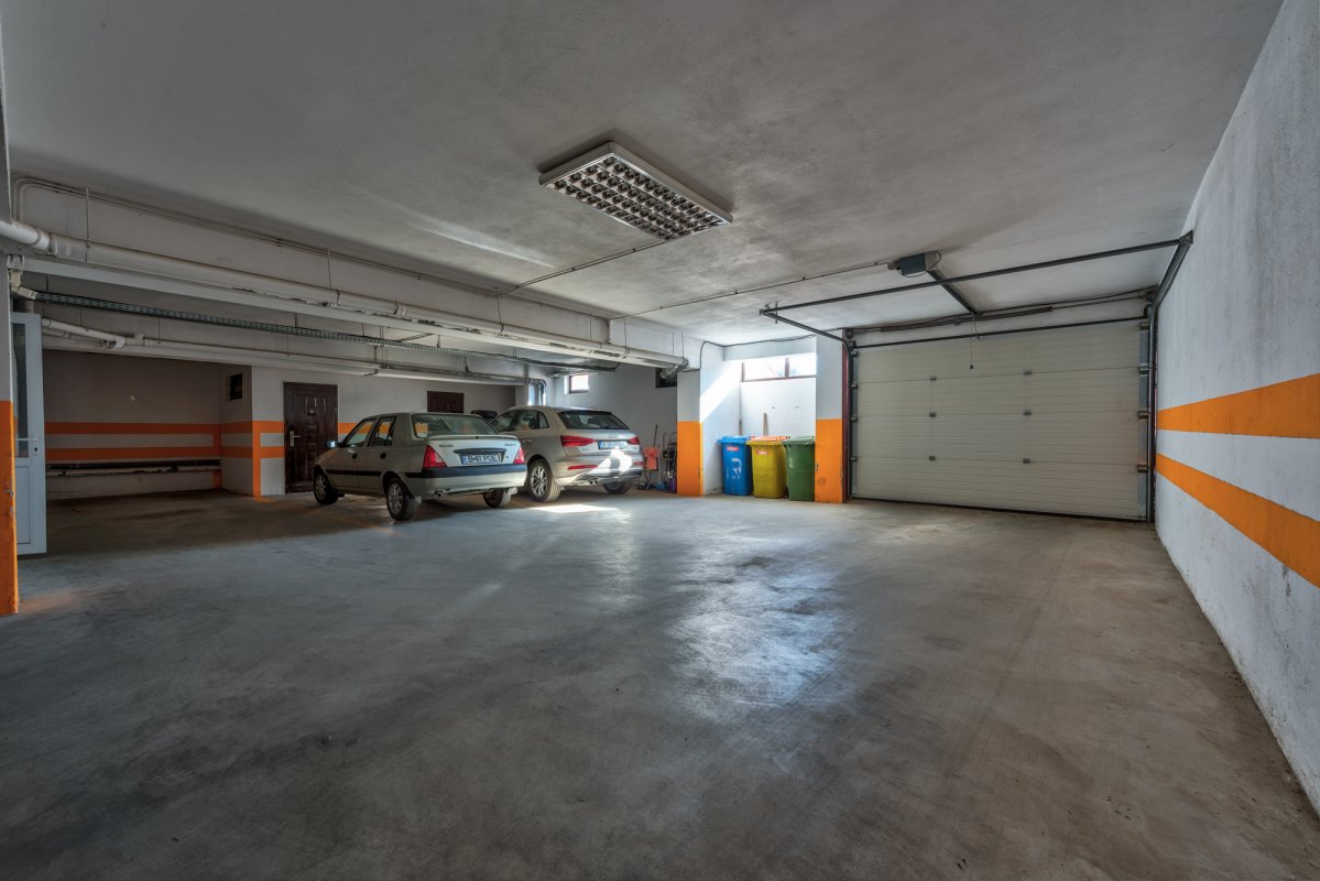 Apartament 2 camere cu garaj subteran,  Drumul Taberei, Plaza Romania