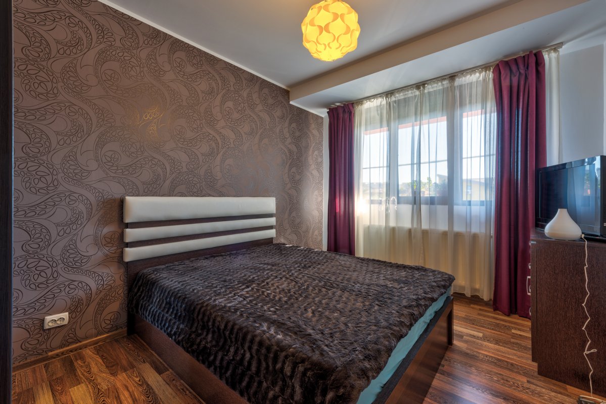 Apartament 2 camere cu garaj subteran,  Drumul Taberei, Plaza Romania