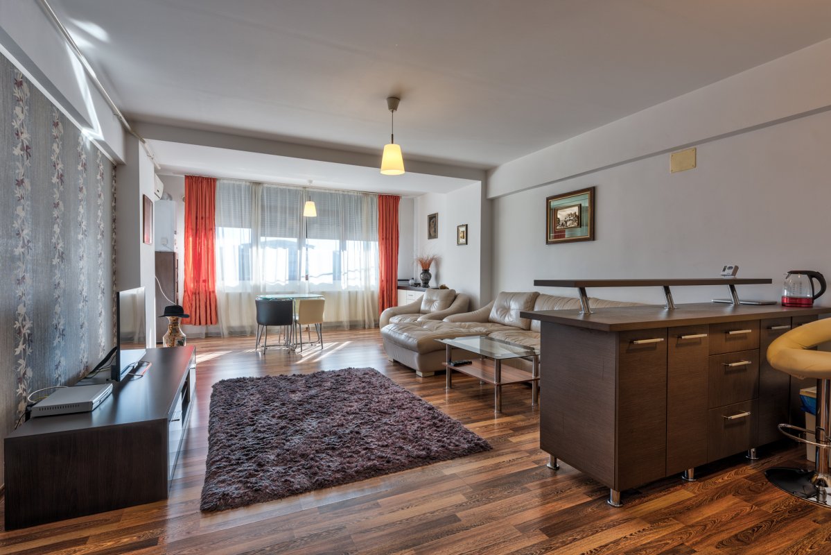 Apartament 2 camere cu garaj subteran,  Drumul Taberei, Plaza Romania