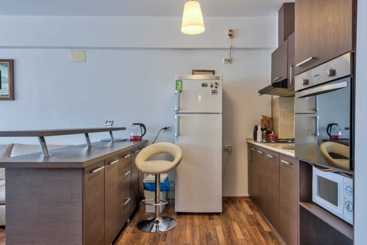 Apartament 2 camere cu garaj subteran,  Drumul Taberei, Plaza Romania