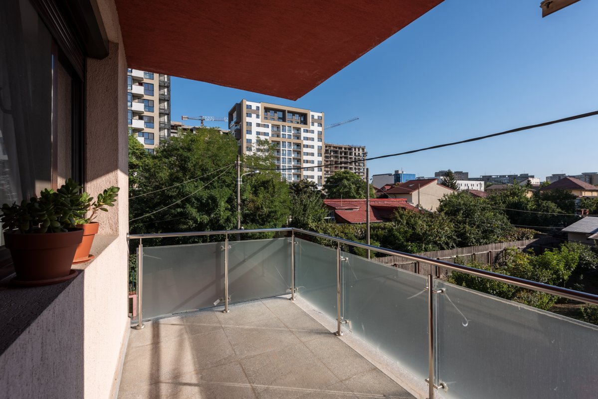 Apartament 2 camere cu garaj subteran,  Drumul Taberei, Plaza Romania