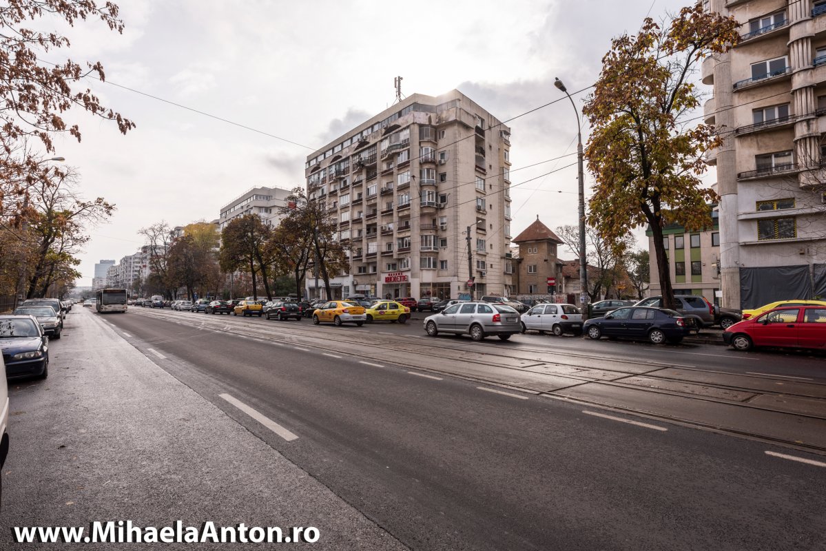 Apartament 2 camere 62 mp, Domenii, B-dul Ion Mihalache, stradal 