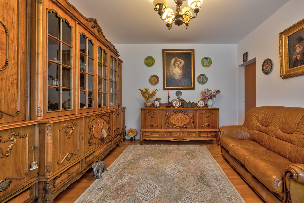 Vila Pipera, Str. Mircea cel Batran, 270 mp, garaj, Comision 0 % 