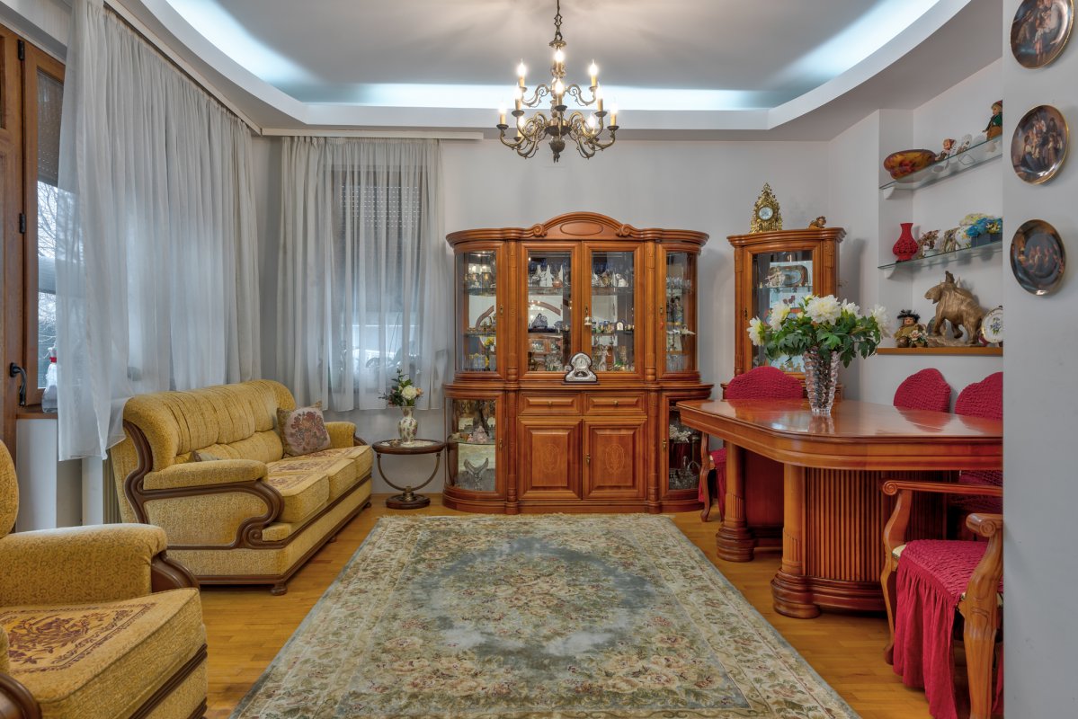 Vila Pipera, Str. Mircea cel Batran, 270 mp, garaj, Comision 0 % 