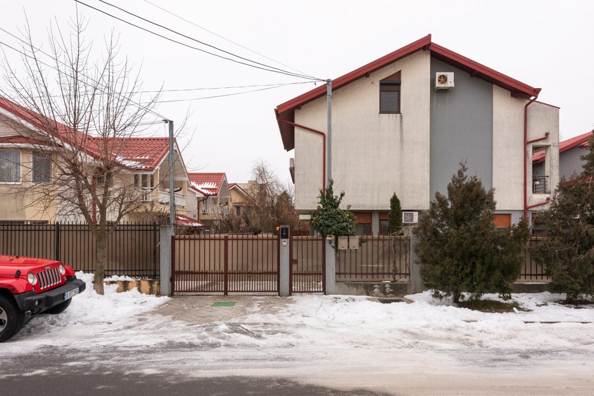 Vila Pipera, Str. Mircea cel Batran, 270 mp, garaj, Comision 0 % 