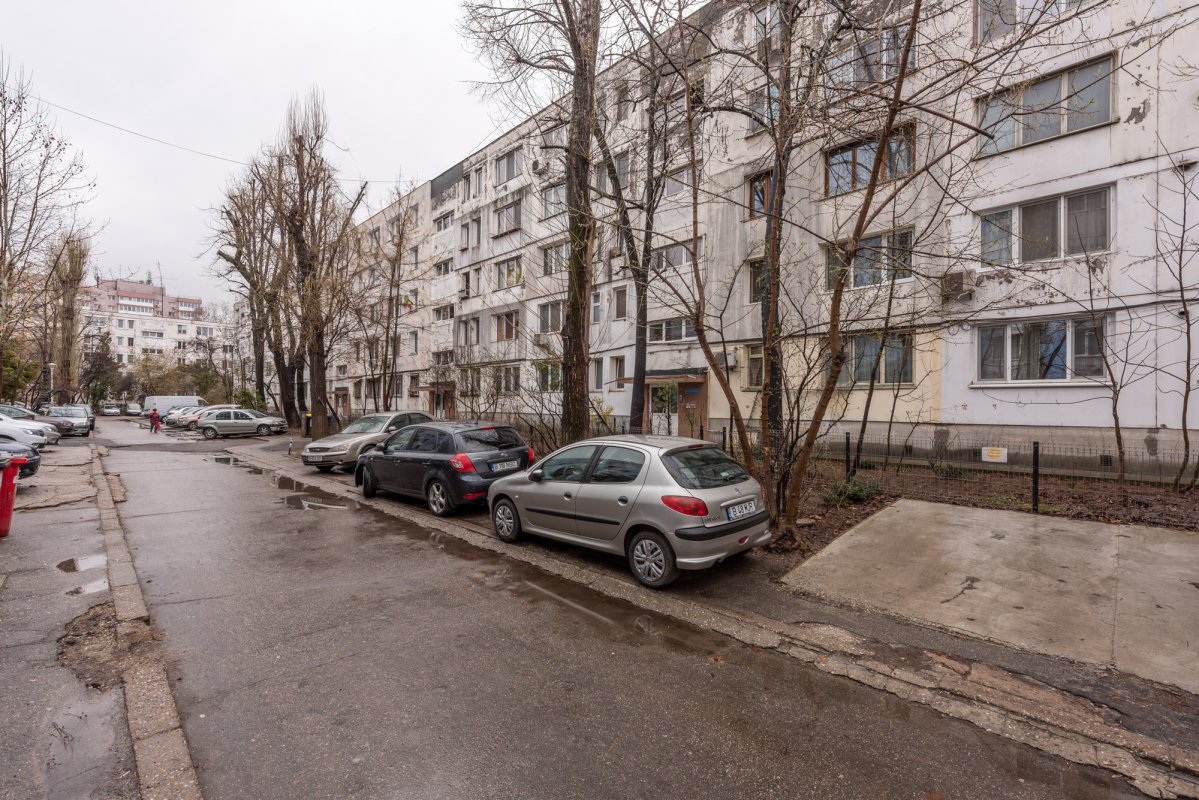 Drumul Taberei, Frigocom, Dealul Macinului, mobilat si utilat