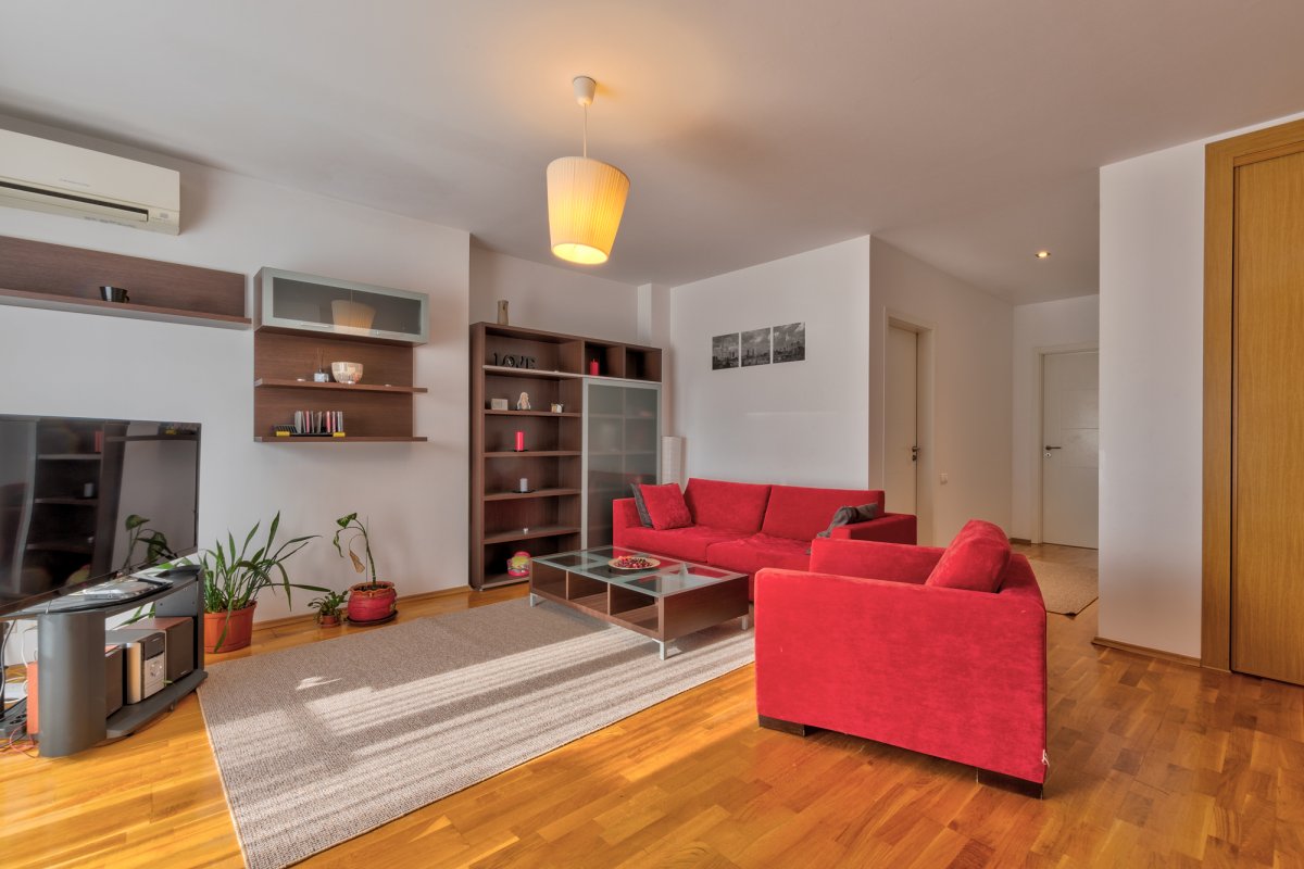 3 Camere Pipera Ibiza Sol, terasa 41mp, 2 locuri de parcare si boxa 
