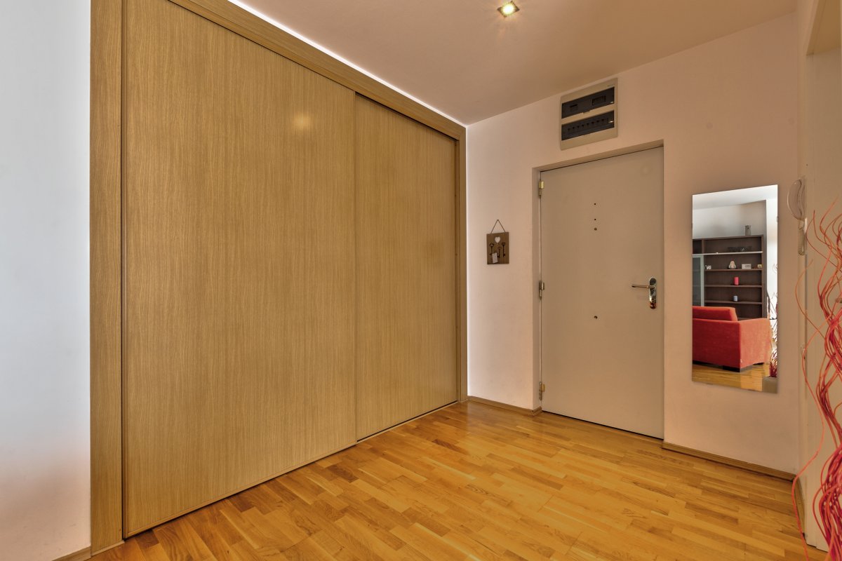 3 Camere Pipera Ibiza Sol, terasa 41mp, 2 locuri de parcare si boxa 