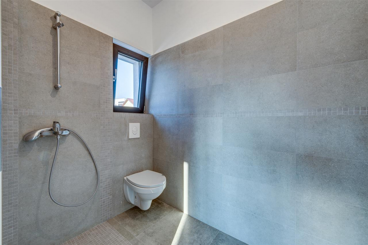 Prelungirea Ghencea, Alunului, Comision 0 %, Apartament cu gradina !