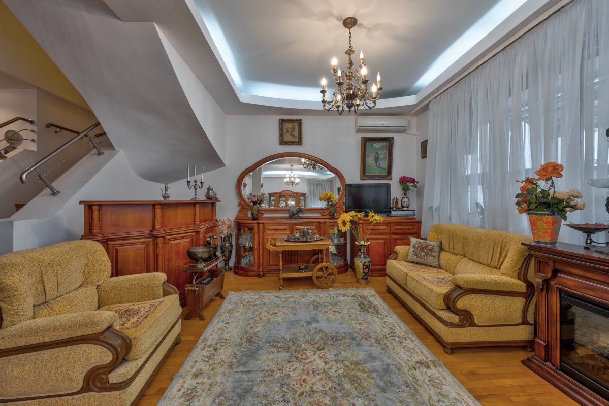 Super Oportunitate ! Vila Pipera, Str. Mircea cel Batran