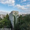 Garsoniera Militari, Metrou Gorjului langa scara. 
