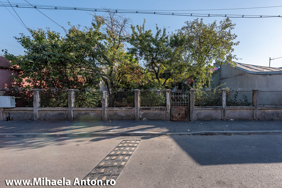 Rahova, Complex Salaj / Humulesti, comision 0 % casa veche cu teren 412mp