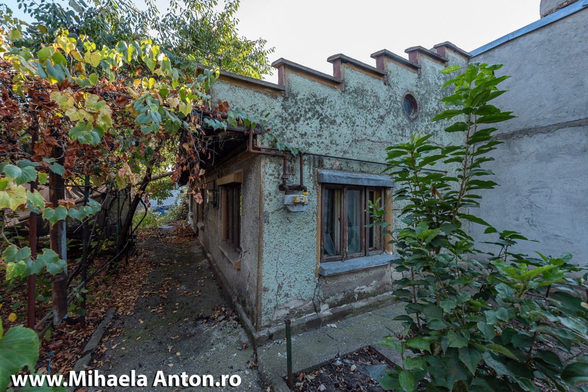 Rahova, Complex Salaj / Humulesti, comision 0 % casa veche cu teren 412mp