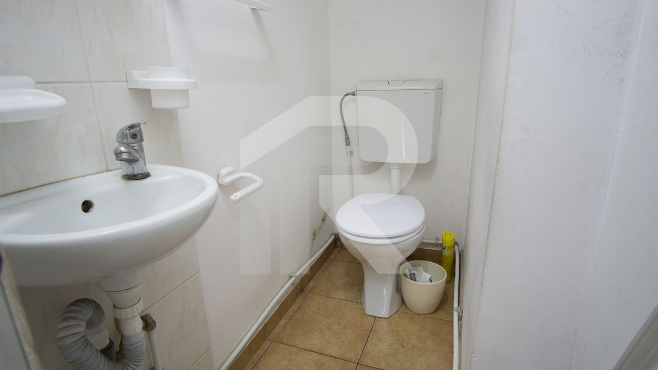 Spatiu comercial stradal si central Pache Protopopescu 88, SC: 35mp, SU: 25mp