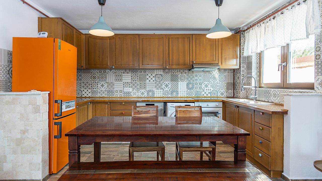Vrei altceva ? Vrei un apartament cu totul deosebit ? comision 0% ! 