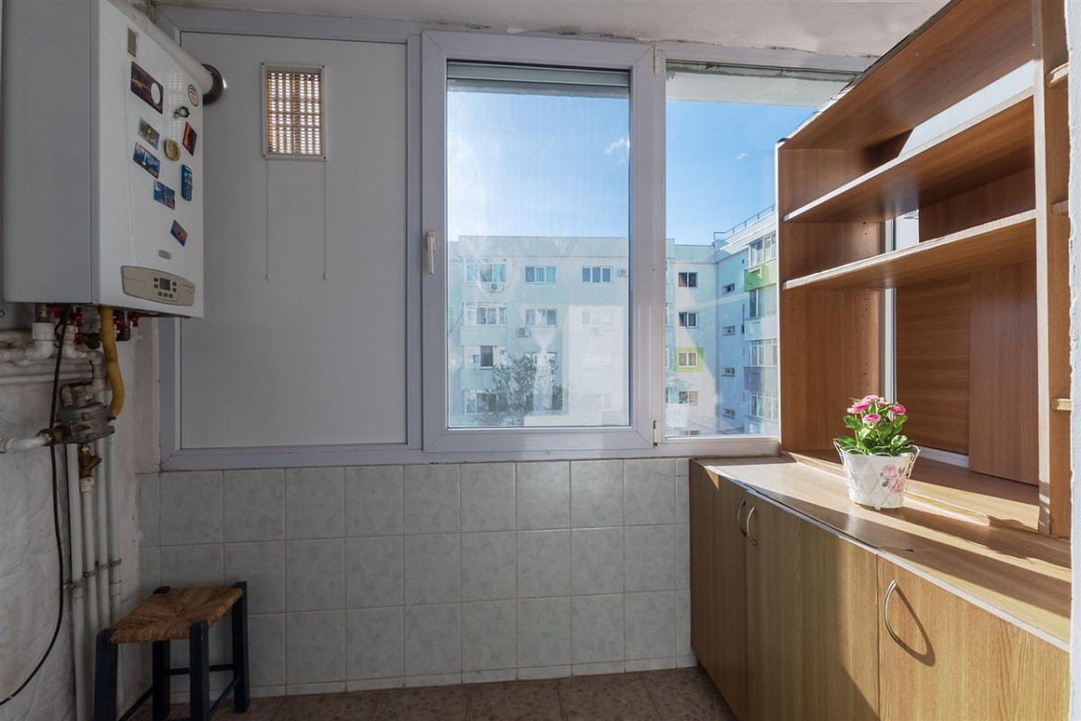Aviatiei, Str. Elena Caragiani, Bloc Reabilitat, etaj 2/4