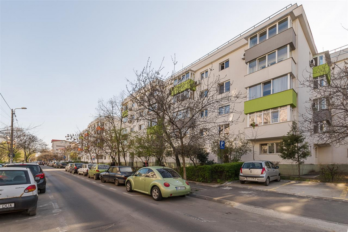 Aviatiei, Str. Elena Caragiani, Bloc Reabilitat, etaj 2/4