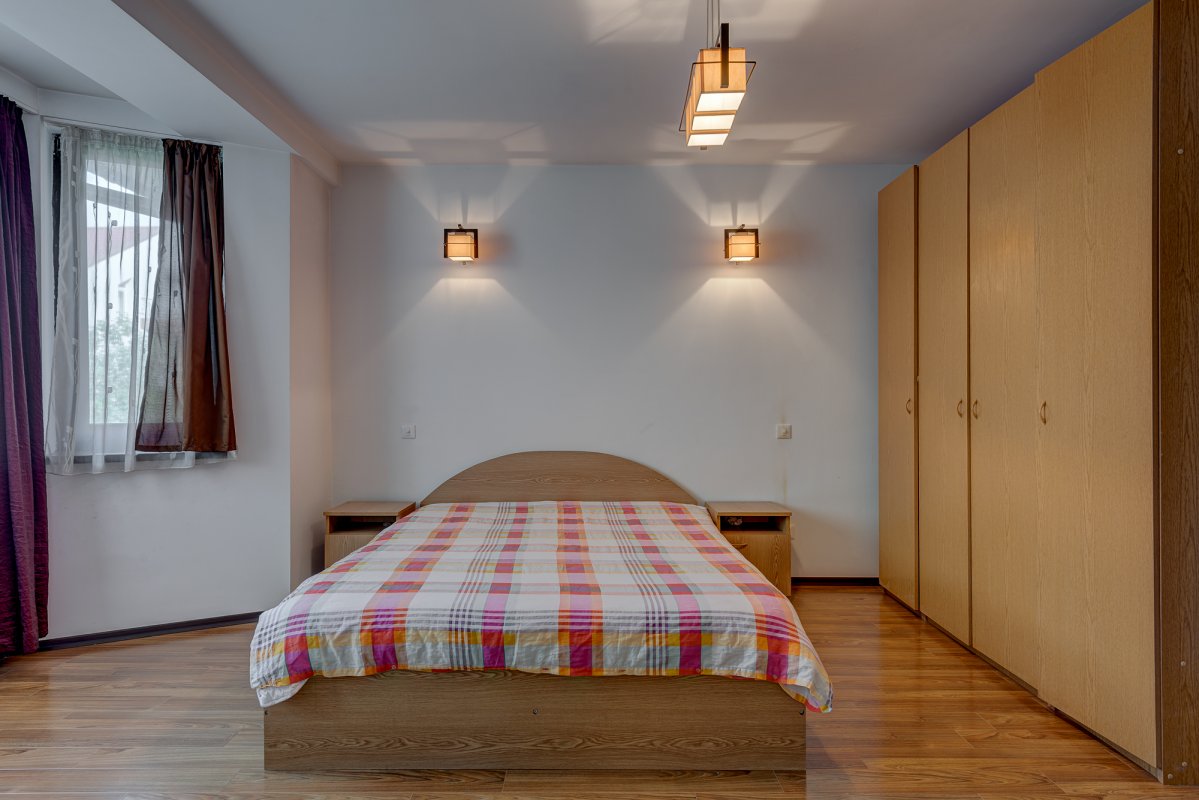 Vila Drumul Taberei, Valea Oltului, Cricovului