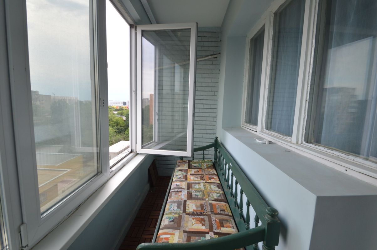 Drumul Taberei, 2 camere de inchiriat.