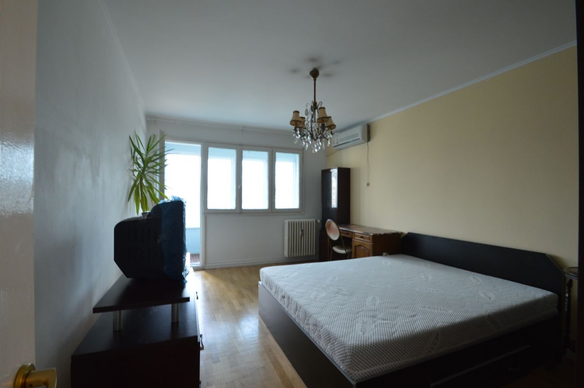 Drumul Taberei, 2 camere de inchiriat.