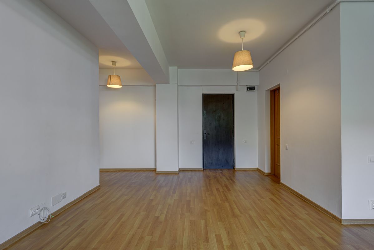 Drumul Taberei, Valea Oltului, etaj 1/3, Comision 0 %