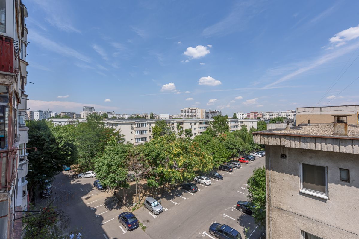 Garsoniera metrou, mobilata si utilata complet, renovata, prima inchiriere!