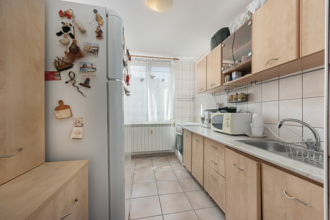 Apartament 3 camere decomandat langa Parcul Moghioros