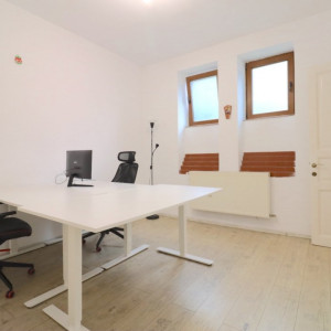 Apartament de vânzare cu 4 camere- curte – Cotroceni - metrou Eroilor/Grozăvești