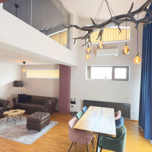 Apartament spectaculos cu 5 camere, într-o vilă exclusivistă!